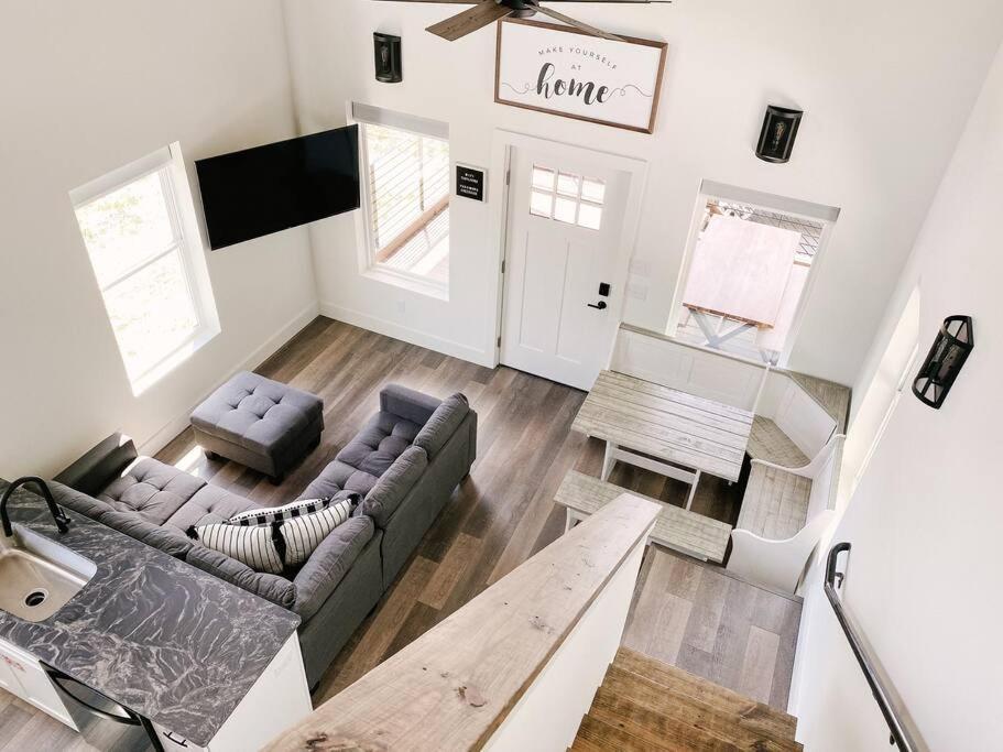 Modern Smoky Mountain Tiny House Apartment Pigeon Forge Exterior photo
