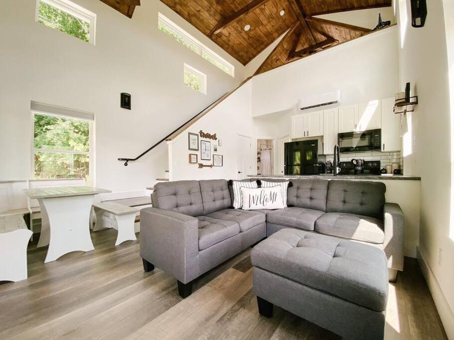 Modern Smoky Mountain Tiny House Apartment Pigeon Forge Exterior photo